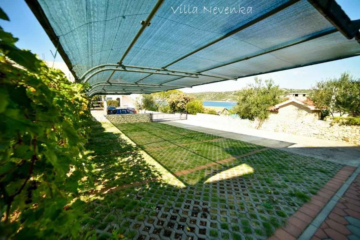 Apartments Villa Nevenka Rogoznica  Luaran gambar