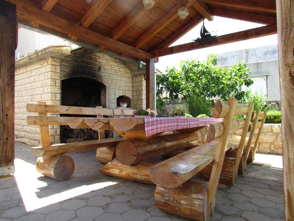Apartments Villa Nevenka Rogoznica  Luaran gambar