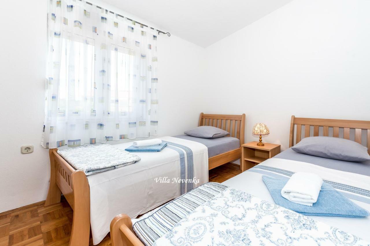 Apartments Villa Nevenka Rogoznica  Luaran gambar