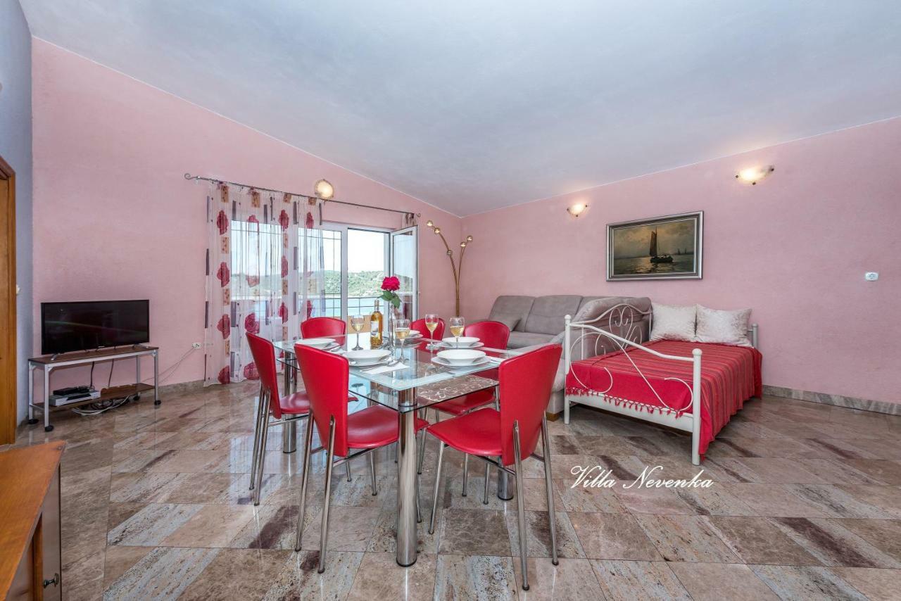 Apartments Villa Nevenka Rogoznica  Luaran gambar
